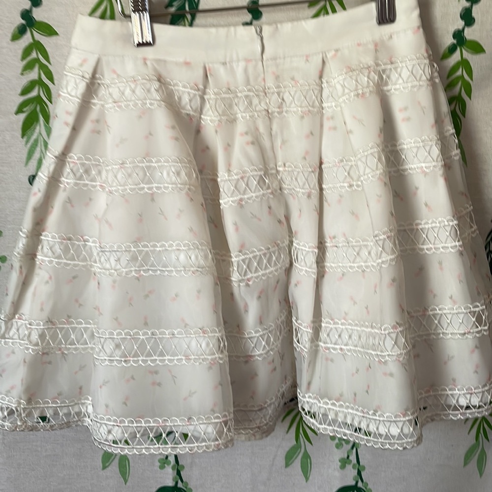 Size XS Endless Rose Floral Skirt C3 - Picture 4 of 6